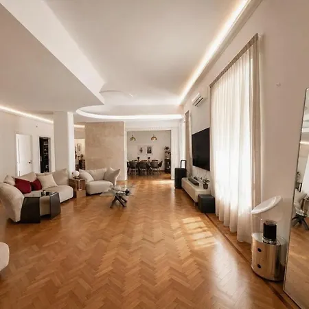Confortevole Con Un'ampia Da Letto Apartament *