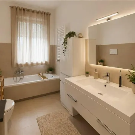 Confortevole Con Un'ampia Da Letto Neapol