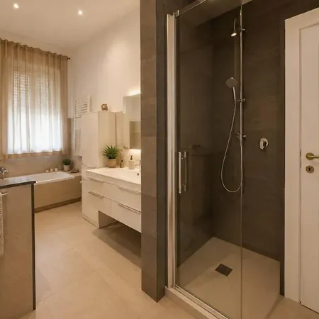 Apartament Confortevole Con Un'ampia Da Letto *